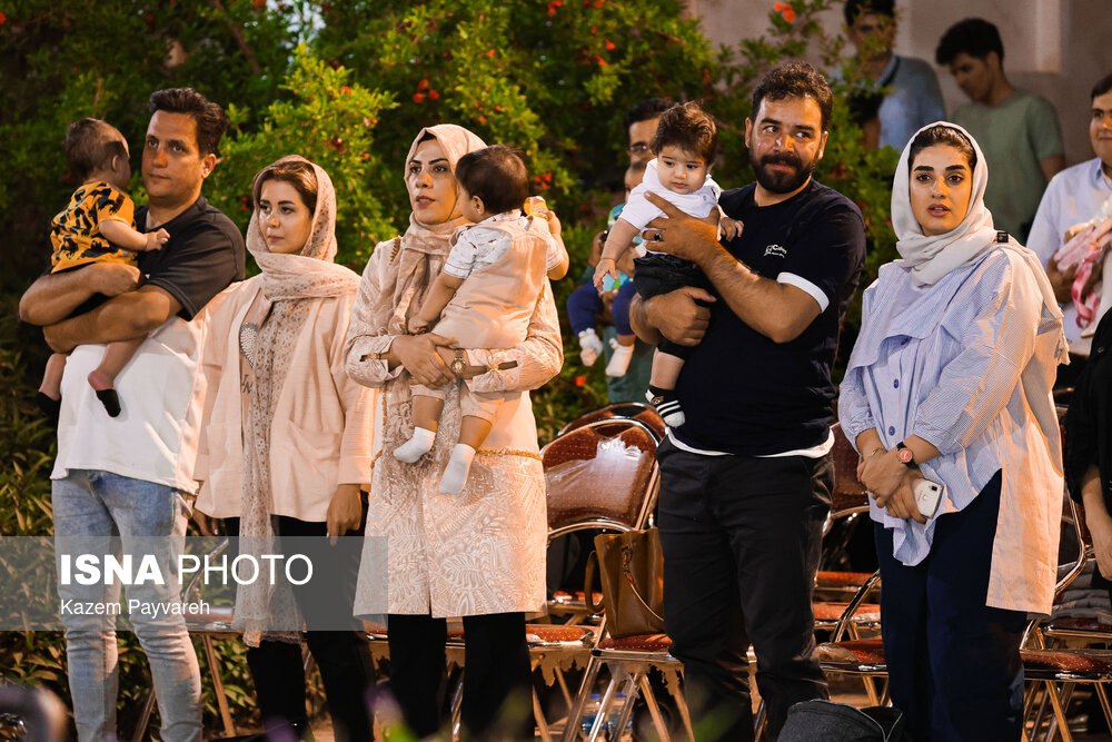 آیین ملی گل غلتان کاشان