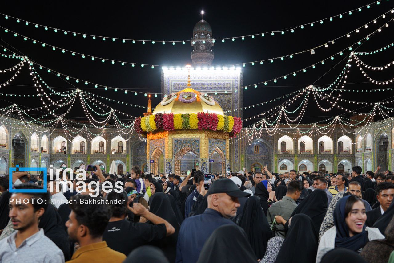 عکس/ شب میلاد علی ابن موسی الرضا (ع) در حرم رضوی