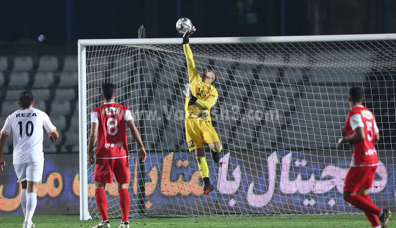 یک نیمه‌ کلین شیت به نام گلر جوان پرسپولیس