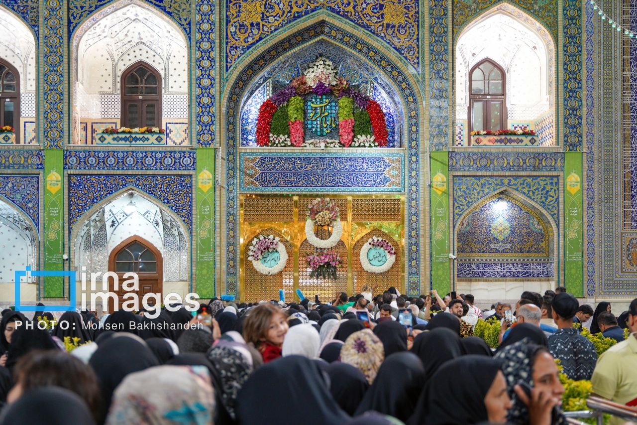 عکس/ شب میلاد علی ابن موسی الرضا (ع) در حرم رضوی