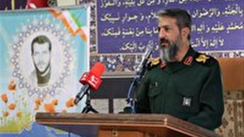 رسانههای دشمن را با ارتباط مستقیم خنثی کنیم