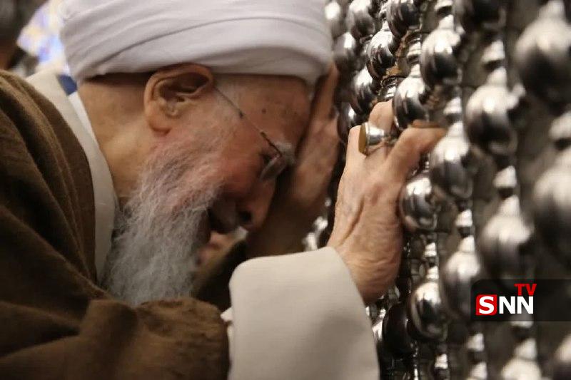 تصاویری از حضور آیت الله جوادی آملی در حرم مطهر موسی بن جعفر(ع) و امام جواد(ع)