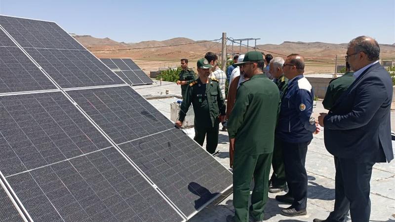 بهرهبرداری از ۱۲ نیروگاه خورشیدی حمایتی در آشتیان