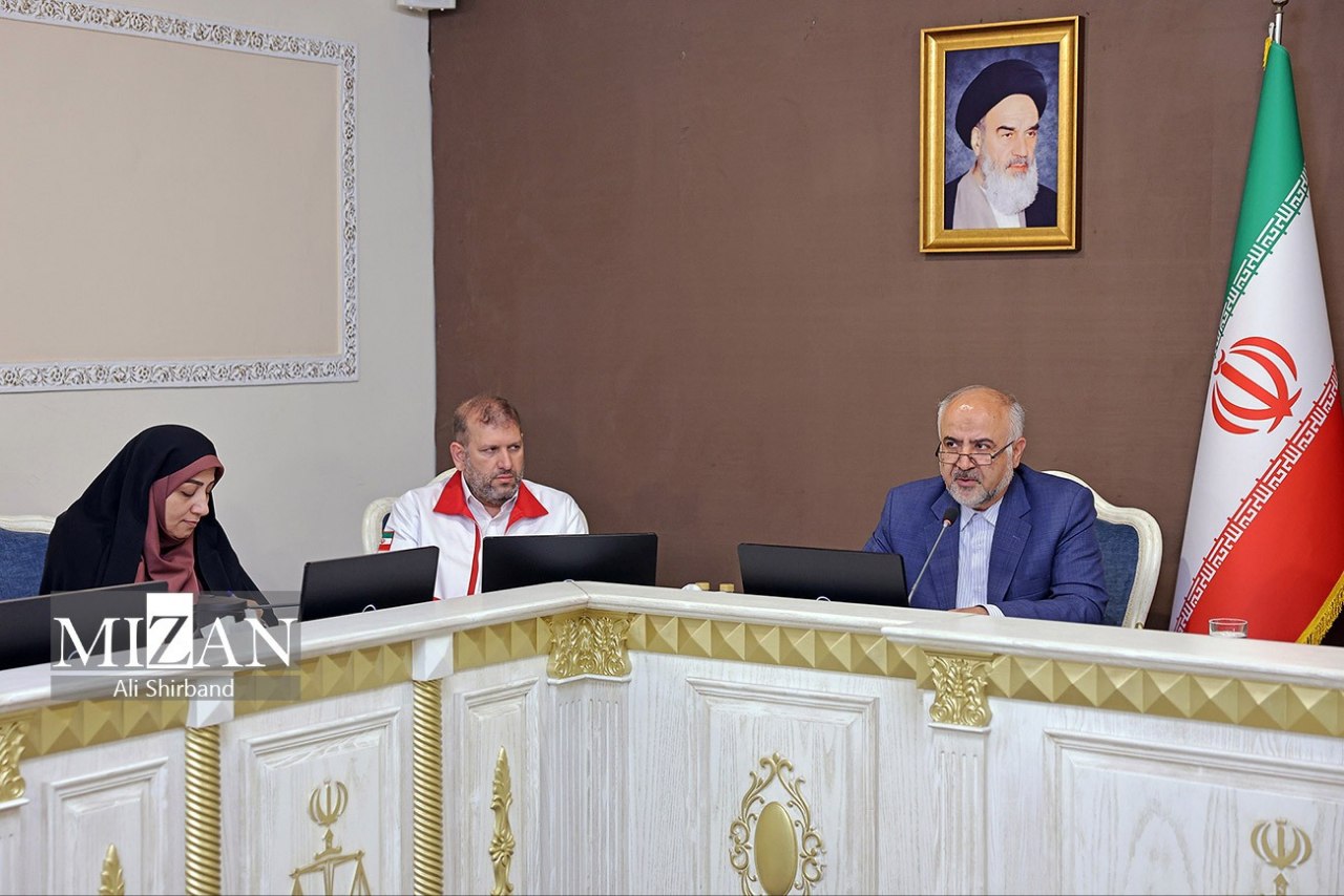 قاضی‌القضات میزبان هلال‌احمری‌ها