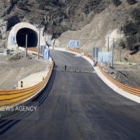 آغاز بهسازی و آسفالت محور قدیم قزوین-رشت