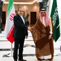 عکس/ دیدار وزیران امور خارجه ایران و عربستان د‌ر جده