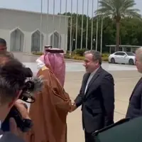 وزیر امور خارجه وارد جده شد