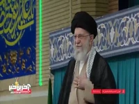 شعارهای جمعی از کارگران سراسر کشور هنگام ورود رهبر انقلاب به حسینیه امام خمینی(ره)