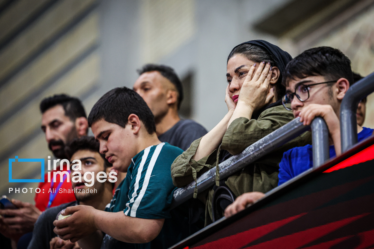 مسابقات کشتی آزاد نونهالان قهرمانی کشور