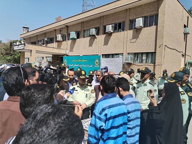 فرمانده انتظامی: جای مجرمان در استان کرمان نیست؛ تشدید کنترل سابقه‌دارها