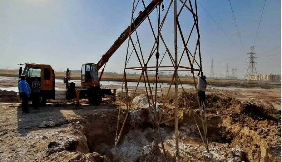 اجرای عملیات پایدارسازی دکلهای خطوط فوق توزیع برق در خوزستان