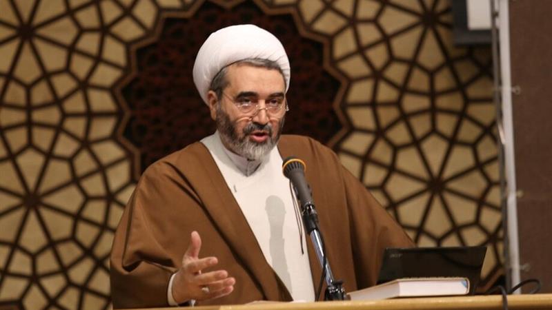 لزوم تبیین پیام راهبردی رهبر انقلاب و افشای ابعاد مختلف استعمار نو