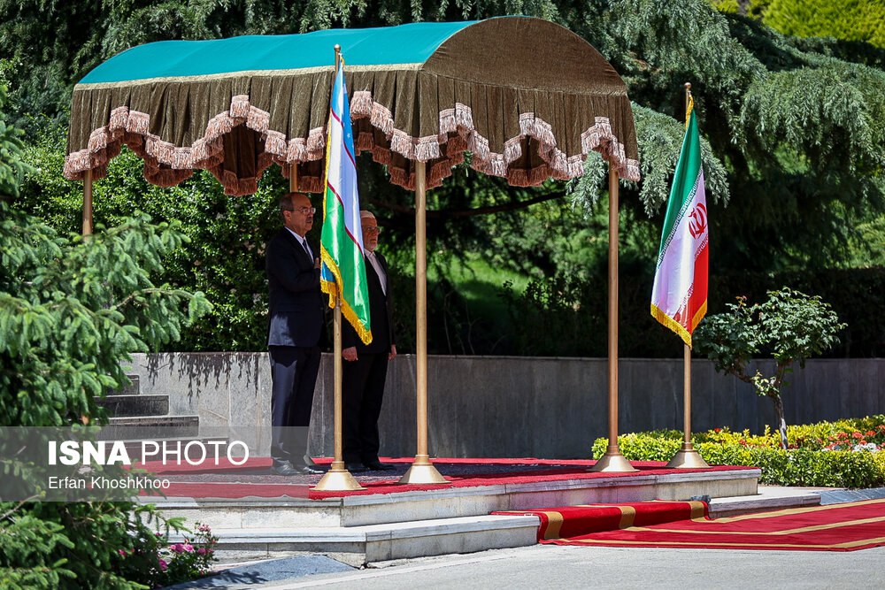 عکس/ مراسم استقبال رسمی از نخست وزیر ازبکستان