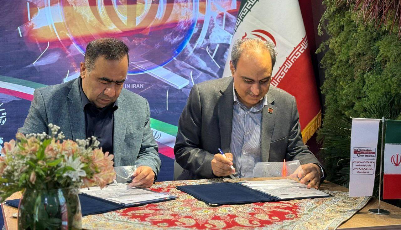امضای تفاهمنامههای بالای ۵ هزار میلیاردی در فولاد اکسین؛ نقطه عطفی در خوداتکایی صنعتی