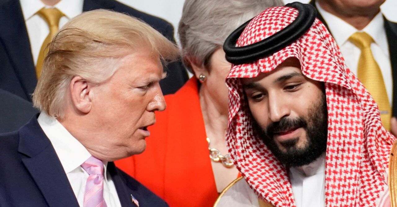 رویترز: ترامپ بهدنبال جذب یک تریلیون دلار سرمایهگذاری عربستان است