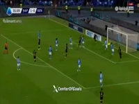 با دست گرفت و با پا گل‌به‌خودی زد؛ گل اول جنوا به ناپولی