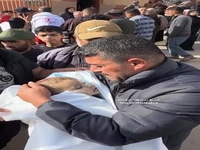 وداع تلخ پدر فلسطینی با دخترش