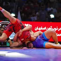 اعتراض فردین معصومی به مسابقه کشتی پسرش و زارع