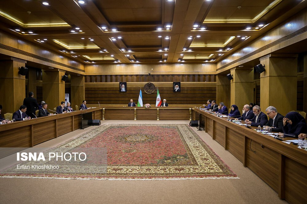 عکس/ مراسم استقبال رسمی از نخست وزیر ازبکستان