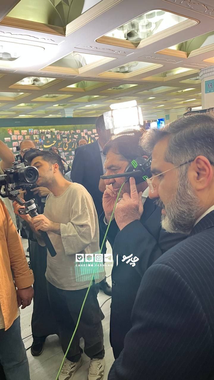 عکس/ بازدید محمد مخبر از نمایشگاه کتاب تهران
