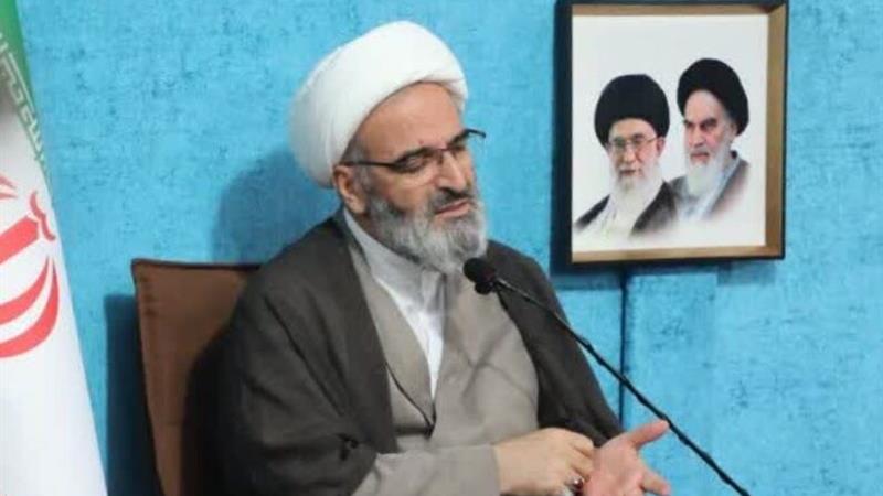 امام جمعه سمنان: روابطعمومیها واسط مدیران و مردم در جریان اطلاعرسانی هستند
