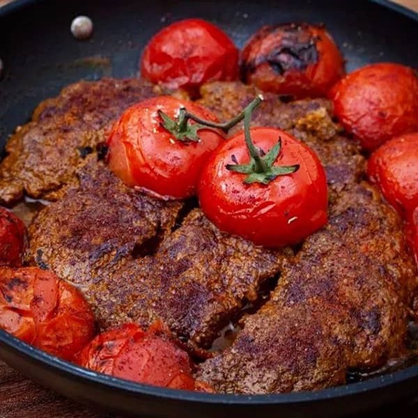 کباب تابه‌ای خوشمزه با سس مخصوص