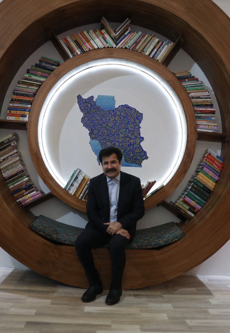 بازدید معاون رییس جمهور از نمایشگاه بین المللی کتاب