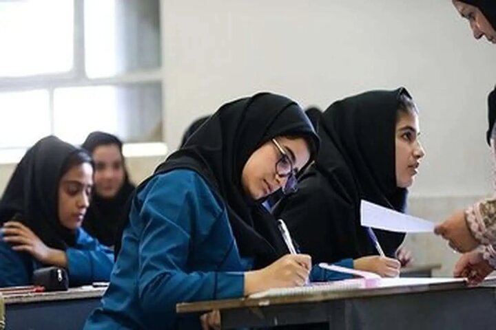آموزش و پرورش: ساعت امتحانات نهایی تغییر نمی‌کند
