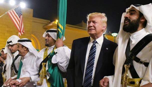 واشنگتنپست: ترامپ در سفر به عربستان فقط دنبال پول است