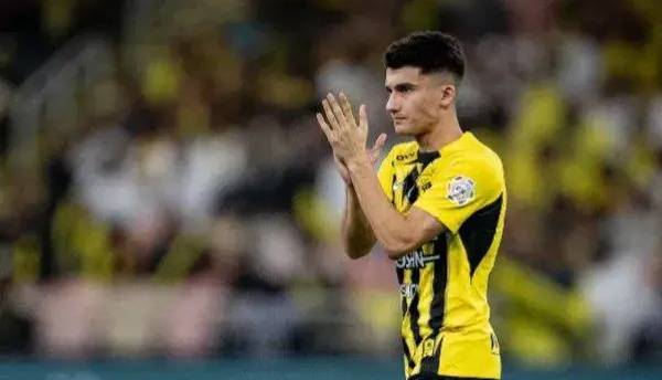 اونای هرناندز: در بارسا نحیف و لاغر بودم با الاتحاد پیشرفت کردم