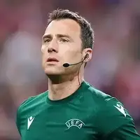 قضاوت داور جنجالی در فینال لیگ اروپا