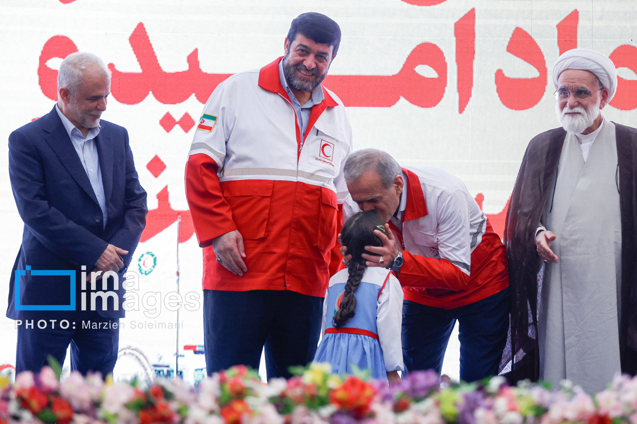 عکس/ گرامیداشت «هفته هلال احمر» با حضور رئیس جمهور