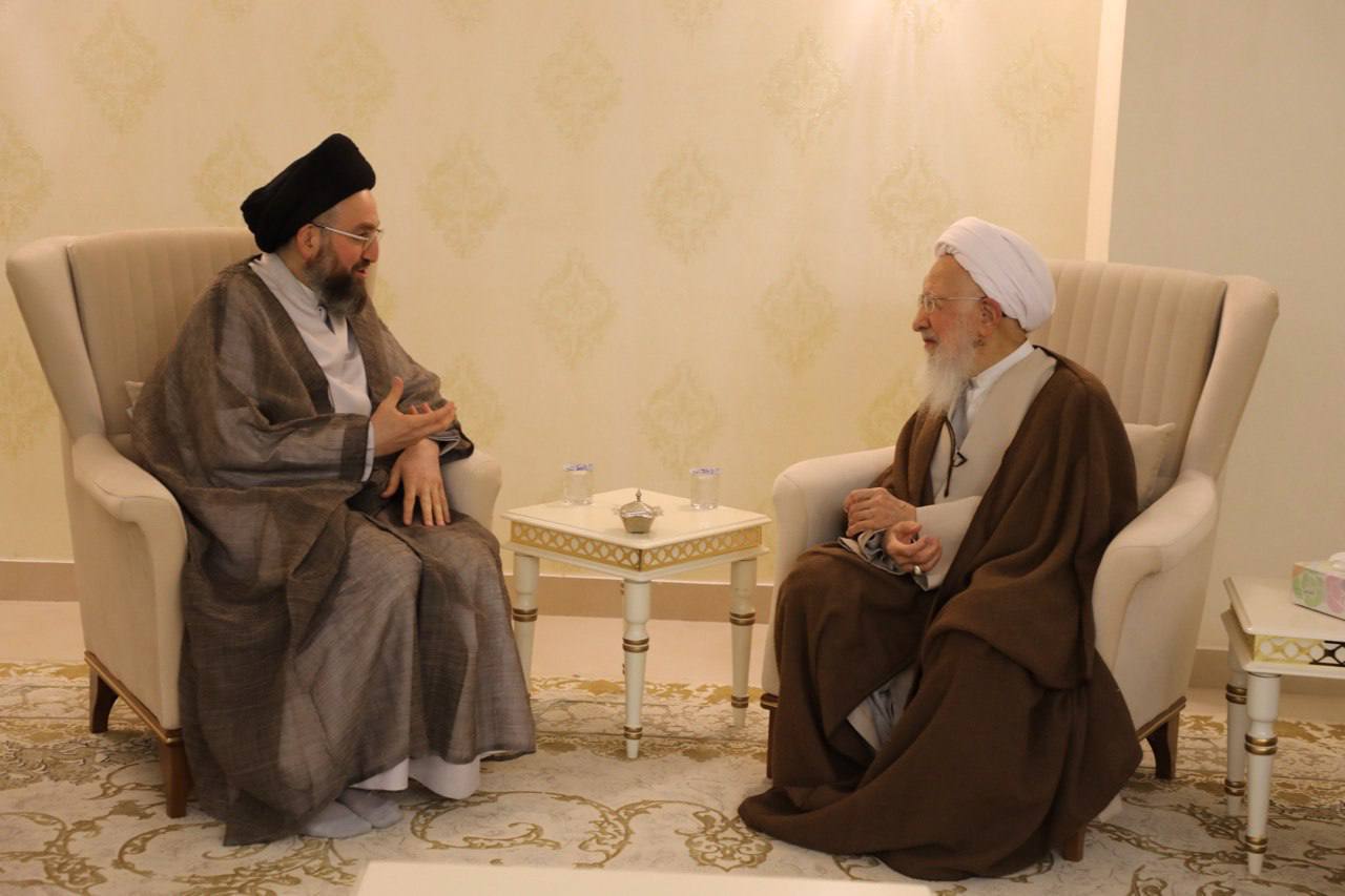 دیدار حکیم و آیت الله جوادی آملی