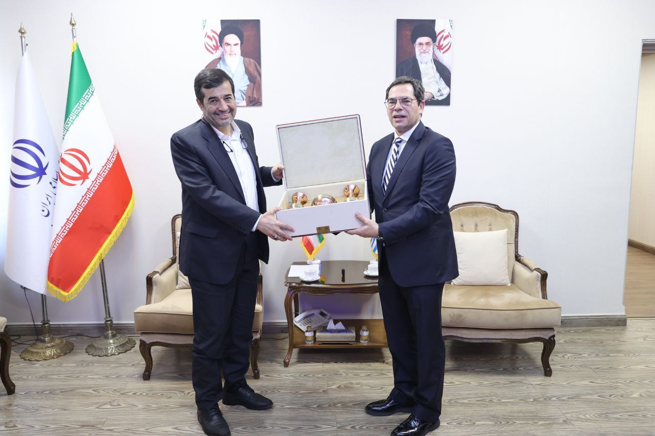 دیدار سفیر یونان با وزیر ورزش و جوانان