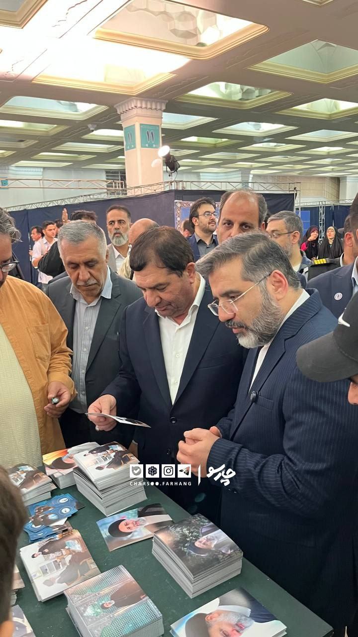 عکس/ بازدید محمد مخبر از نمایشگاه کتاب تهران