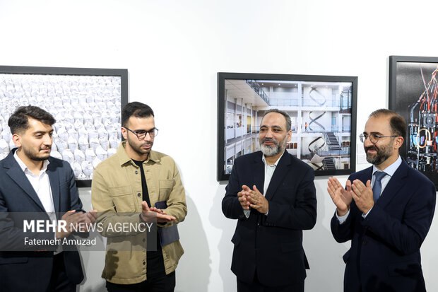 افتتاحیه نمایشگاه عکس «آندری استنین»
