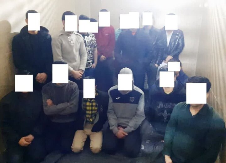 دستگیری ۱۴ عضو یک باند کلاهبرداری هرمی در پرند