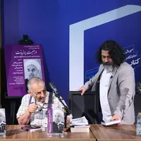نویسنده کتاب در معیت پرزیدنت: فردی رأی بدهد و بعد هشتگ بزنم پشیمانم، سوسول بازی است