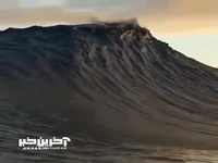 صحنه ای زیبا از برخورد موج دریا و ابر در آسمان!