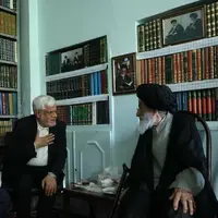 عکس/ دیدار معاون اول رئیس‌جمهور با پدر شهید آل‌هاشم