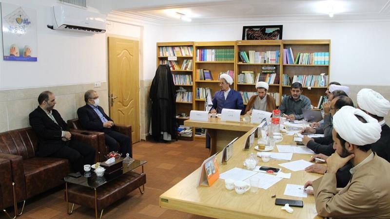عملکرد دستگاههای اجرایی استان قم در حوزه اقامه نماز ارزیابی شد