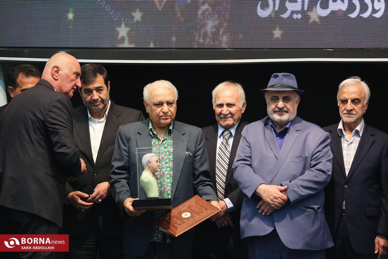 عکس/ تجلیل از چهره‌های ماندگار ورزش ایران