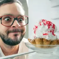 از هوش مصنوعی بپرس/ چرا بعد از صبحانه، خوراکی شیرین می‌خورم؟