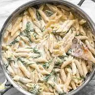طرز تهیه پاستا آلفردو با پنیر هالومی