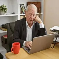 نشستن بیش از حد، مغز را کوچک می‌کند!