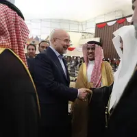 ورود رئیس مجلس به سالن محل برگزاری نوزدهمین کنفرانس PUIC