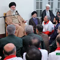 عکس/دیدار اعضای ستاد برگزاری همایش ملّی بزرگداشت شهدای امدادگر با رهبر انقلاب
