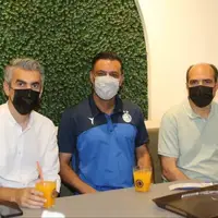 استقلالی‌ها ماسک زدند و به اصفهان رفتند!