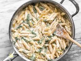 طرز تهیه پاستا آلفردو با پنیر هالومی