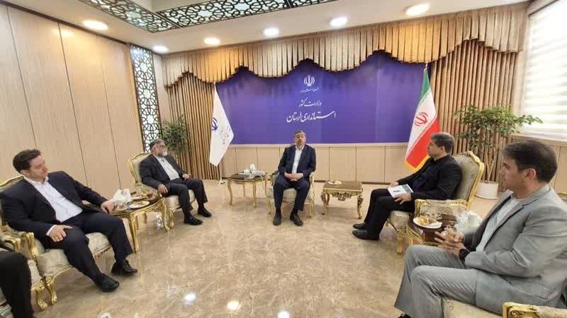 لزوم حمایت همهجانبه از تیم فوتبال خیبر خرمآباد